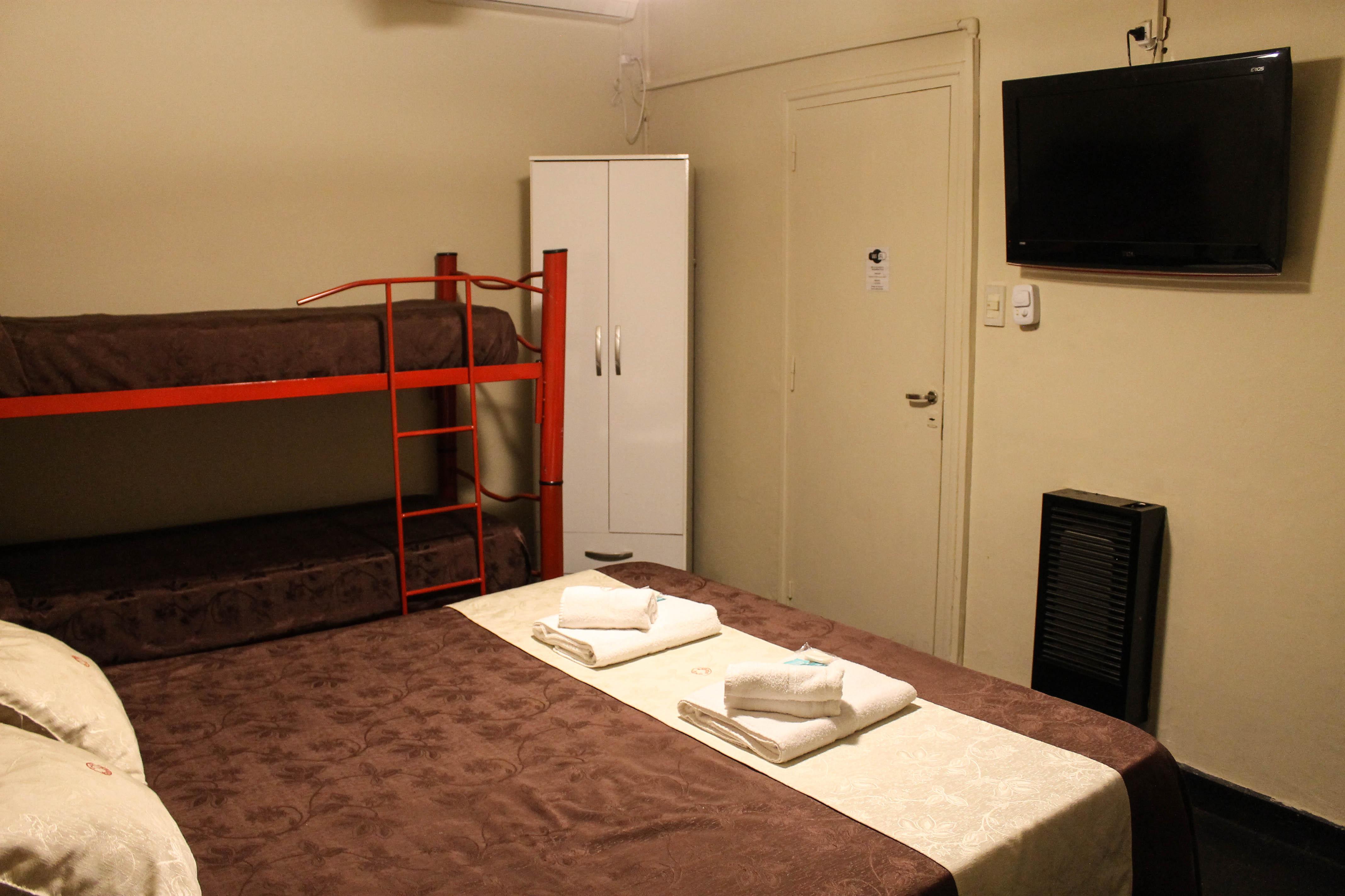 Hotel Casi Guemes *